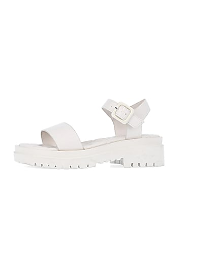 360 degree animation of product White chunky quilted sandals frame-2