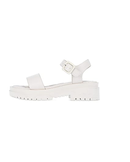 360 degree animation of product White chunky quilted sandals frame-3