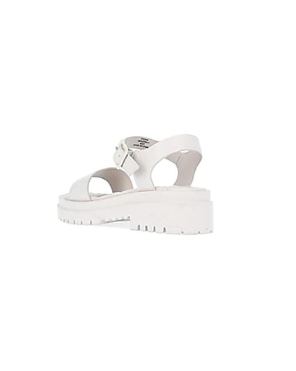 360 degree animation of product White chunky quilted sandals frame-6