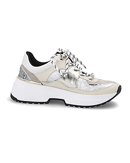 360 degree animation of product White chunky sole lace-up runner frame-16