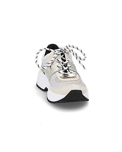 360 degree animation of product White chunky sole lace-up runner frame-20
