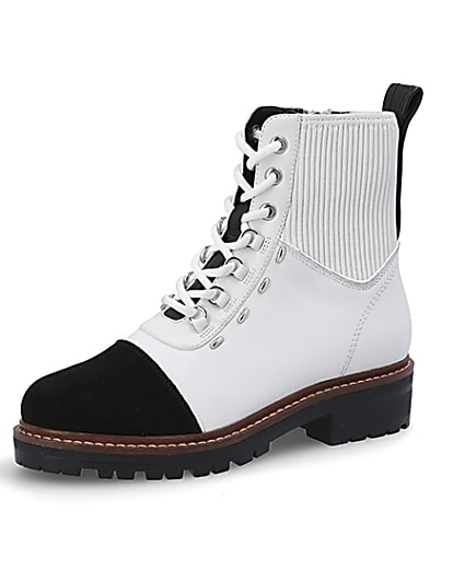 360 degree animation of product White contrast leather lace-up hiking boots frame-1
