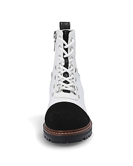 360 degree animation of product White contrast leather lace-up hiking boots frame-21