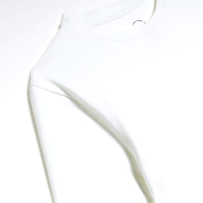 White crop t-shirt