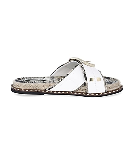 360 degree animation of product White cross strap espadrille sandals frame-15