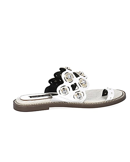 360 degree animation of product White cutout embellished wide fit sandals frame-14
