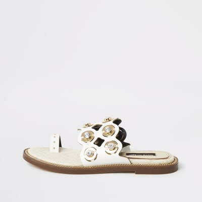 wide fit flip flops