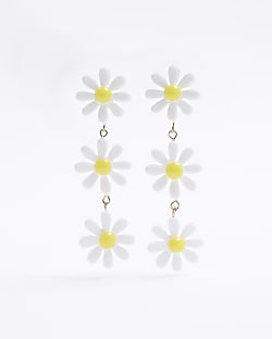 White daisy drop earrings