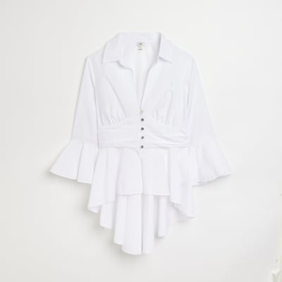 white dip hem shirt