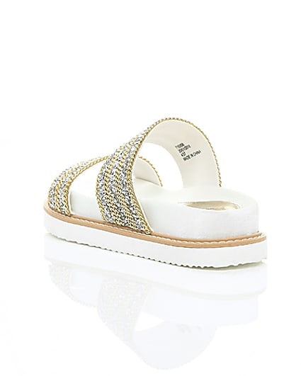 360 degree animation of product ​White double chain detail strap sandal frame-18