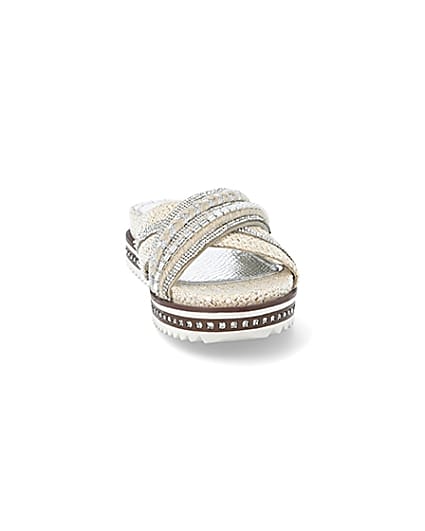 360 degree animation of product White embellish cross strap flatform sandals frame-20