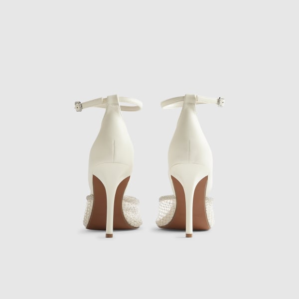 Shoes & Boots