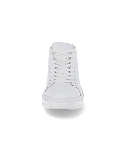 360 degree animation of product White faux leather lace up mid top trainers frame-21