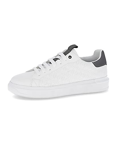 360 degree animation of product White faux leather quilted design trainers frame-2