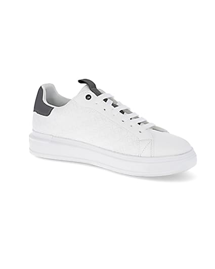 360 degree animation of product White faux leather quilted design trainers frame-17