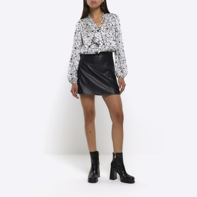 White floral long sleeve blouse