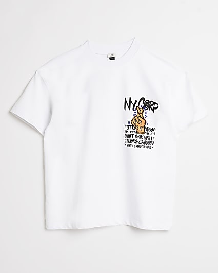 White graphic back print t-shirt