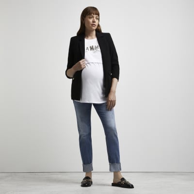 White graphic nursing t-shirt