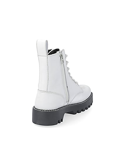 360 degree animation of product White Kickers ankle boots frame-11