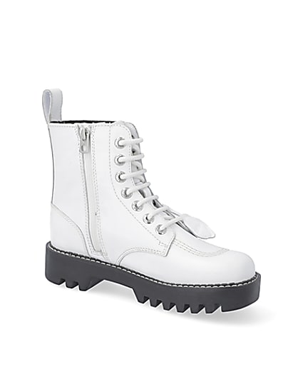 360 degree animation of product White Kickers ankle boots frame-17