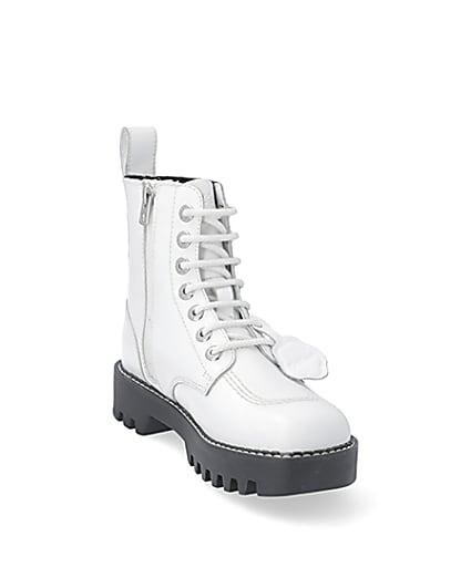 360 degree animation of product White Kickers ankle boots frame-19