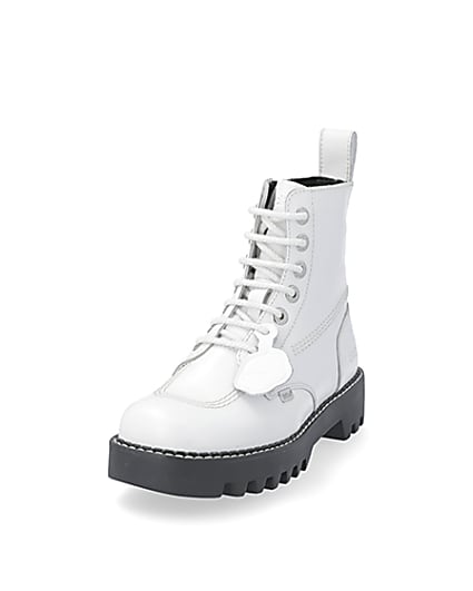 360 degree animation of product White Kickers ankle boots frame-23