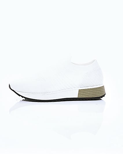 360 degree animation of product White knitted runner trainers frame-22