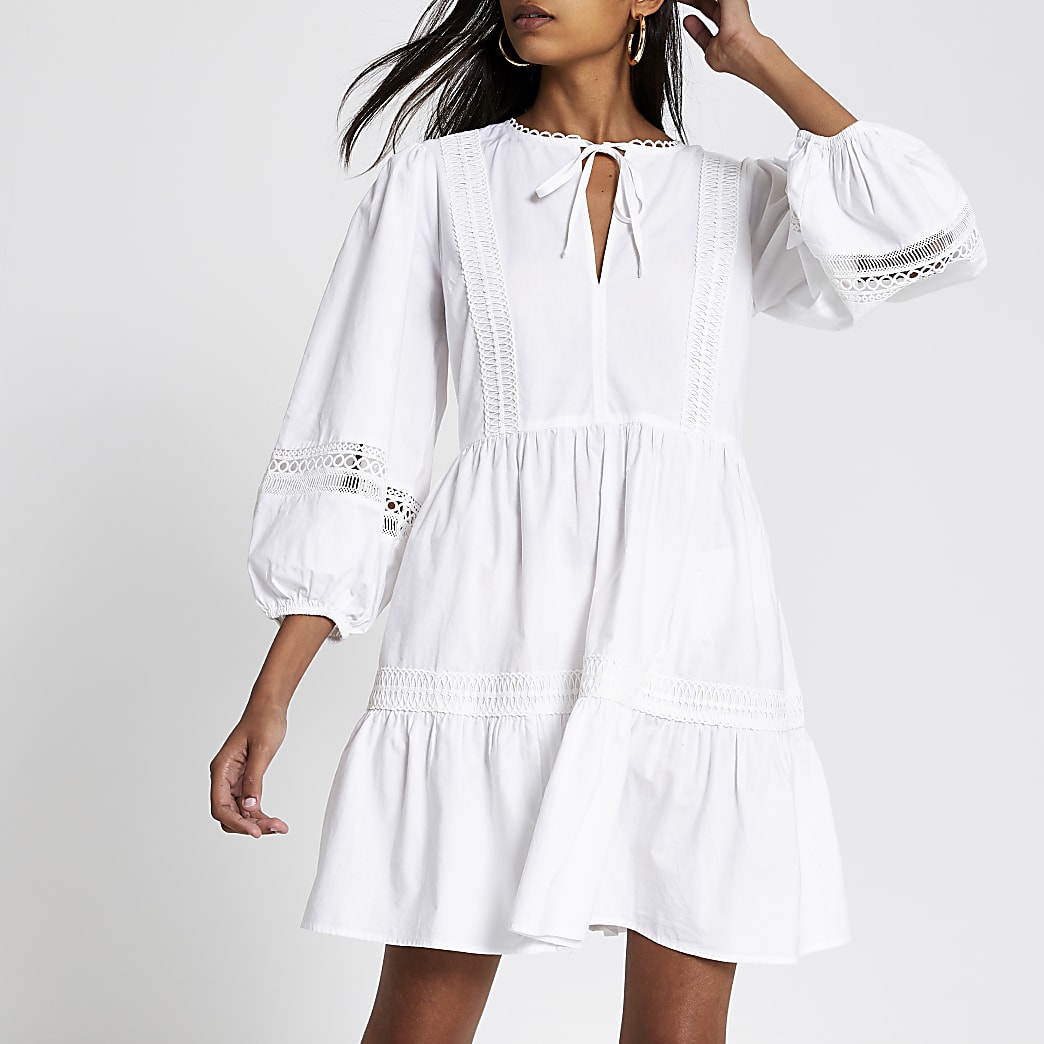 Betere Witte geborduurde gesmokte mini-jurk met kant | River Island EP-29