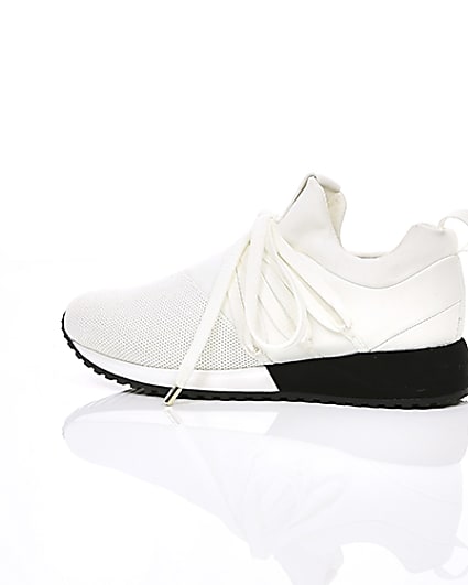 360 degree animation of product White lace-up runner trainers frame-20