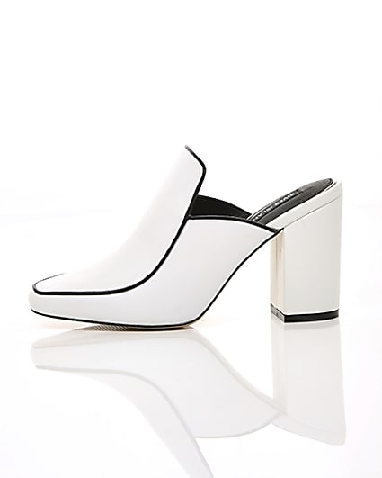 360 degree animation of product White leather closed toe mules frame-22