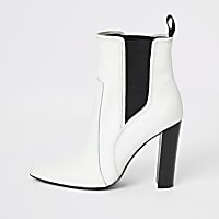 White leather pointed western heel boots