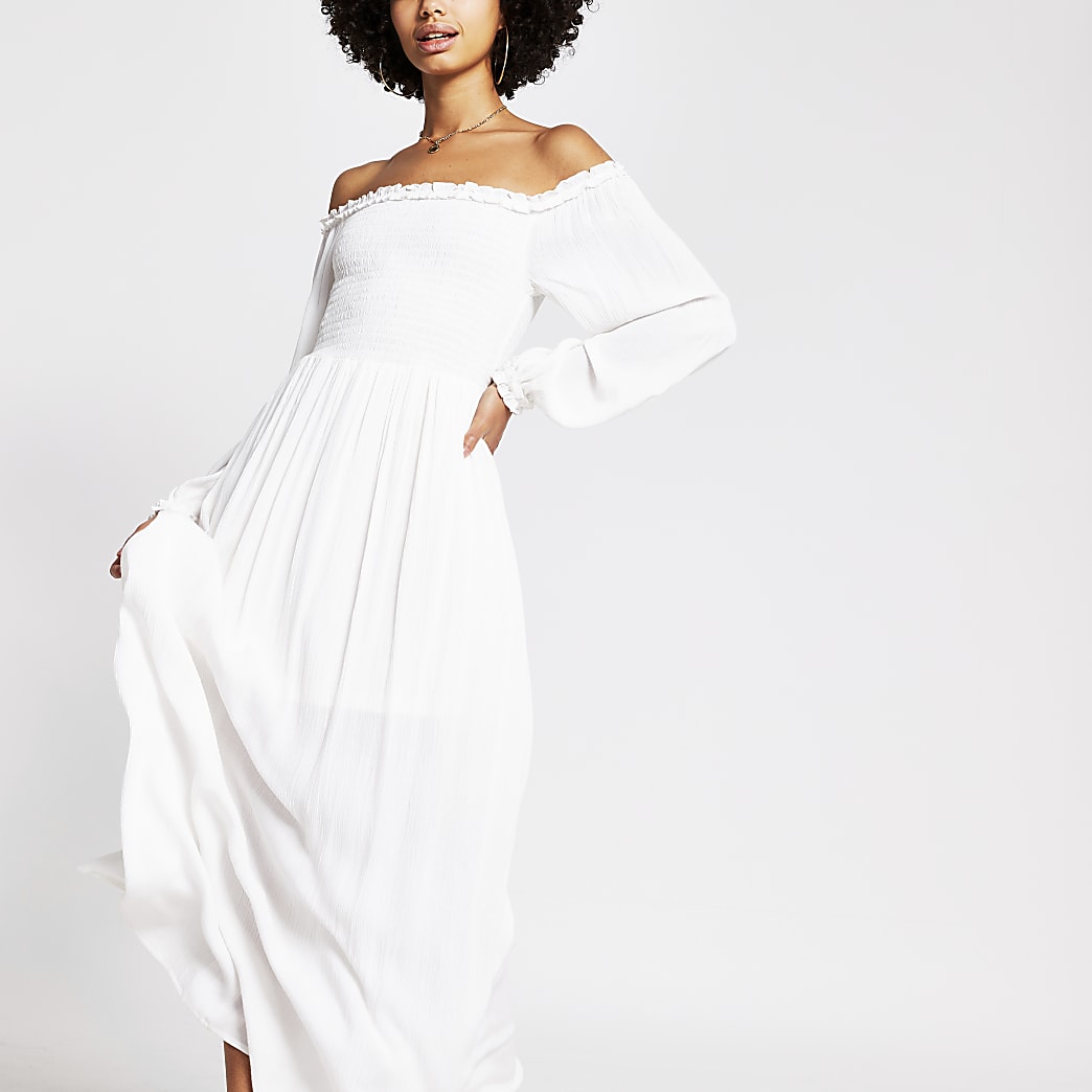 Ongekend Witte shirred bardot maxi-jurk met lange mouwen | River Island IT-11