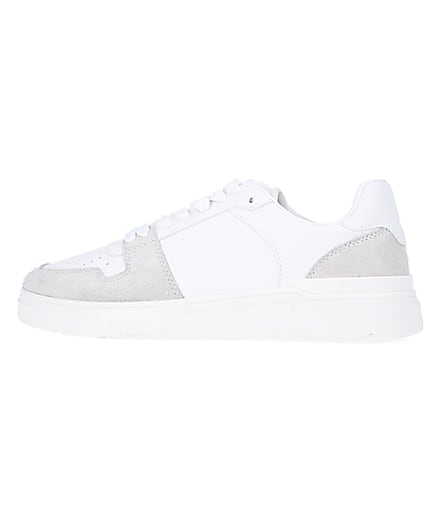 360 degree animation of product White low top trainers frame-4