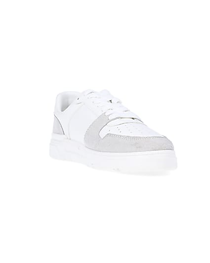 360 degree animation of product White low top trainers frame-19