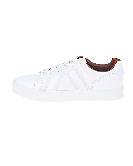 360 degree animation of product White mesh detail trainers frame-3