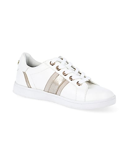 360 degree animation of product White metallic stripe wide fit trainers frame-17