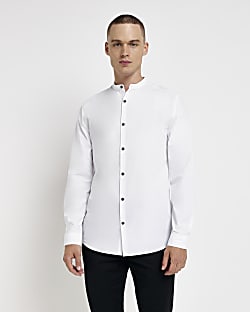 White muscle fit embroidered detail shirt