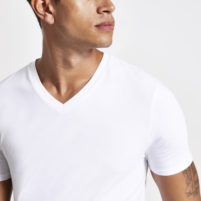 muscle fit v neck