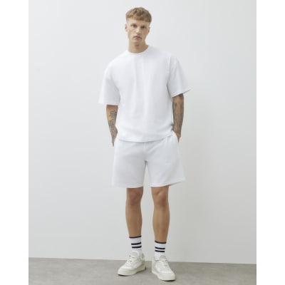 White Oversized Fit T-Shirt And Shorts Set