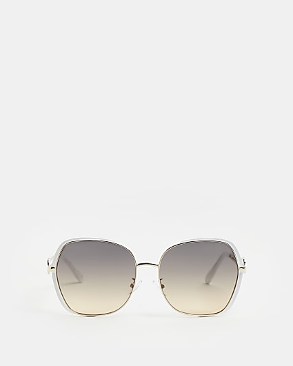 White oversized sunglasses