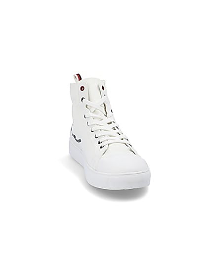 360 degree animation of product White Prolific canvas high top trainers frame-20
