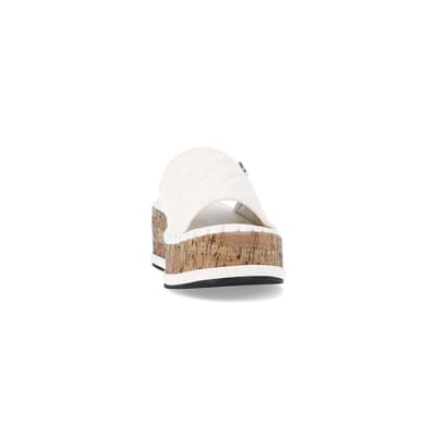 360 degree animation of product White quilted platform sandals frame-20