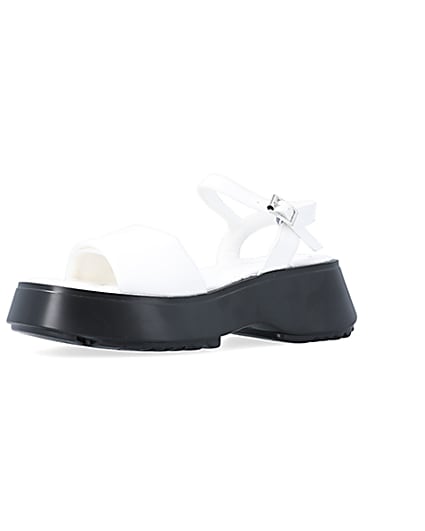 360 degree animation of product White quilted platform sandals frame-1
