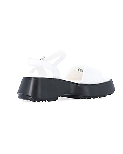 360 degree animation of product White quilted platform sandals frame-13