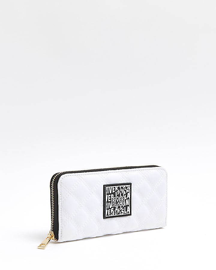 White quilted purse