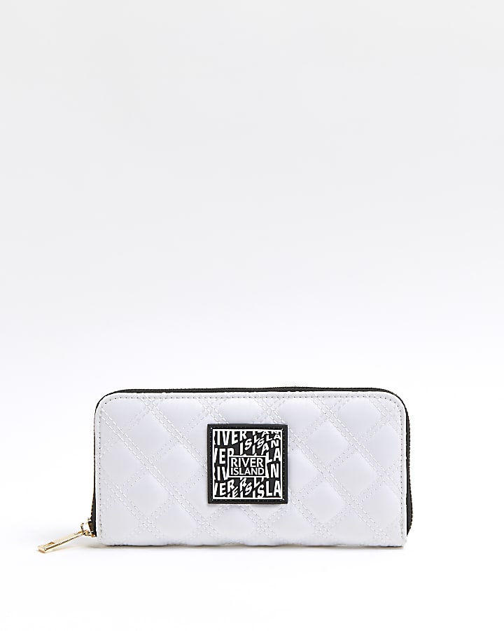 White quilted purse