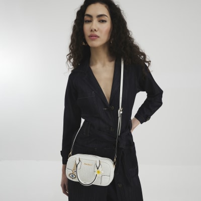 White Rectangle Raffia Bowler Bag
