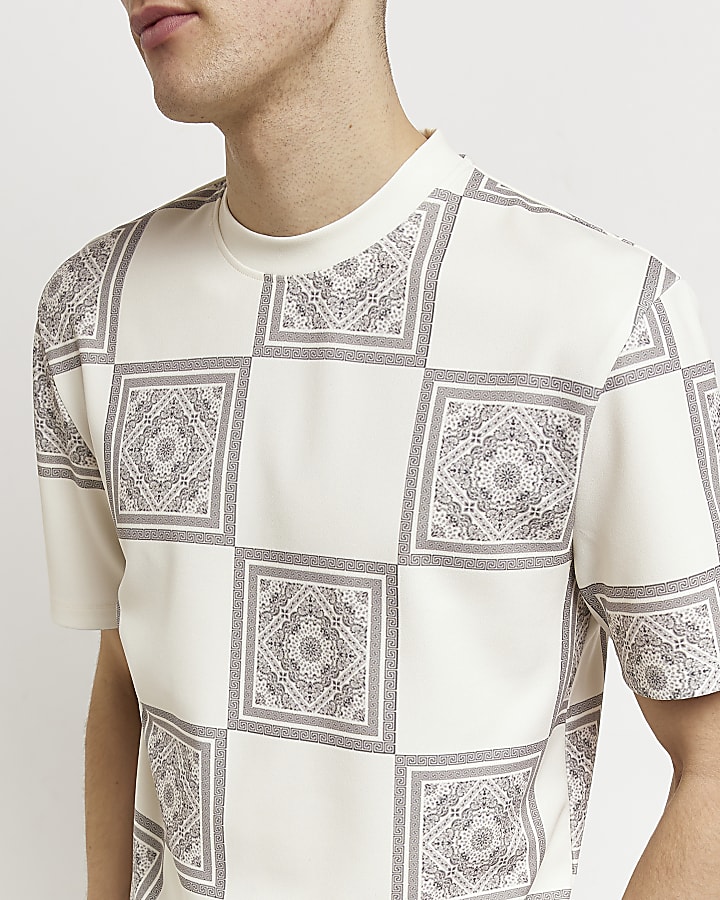 White regular fit print t-shirt