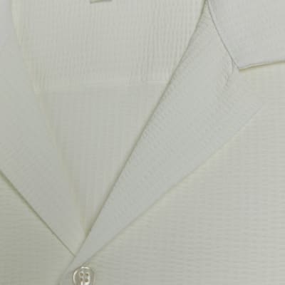 White regular fit seersucker shirt