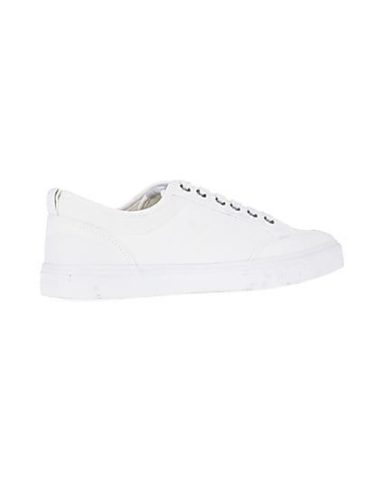 360 degree animation of product White RI lace up plimsolls frame-13